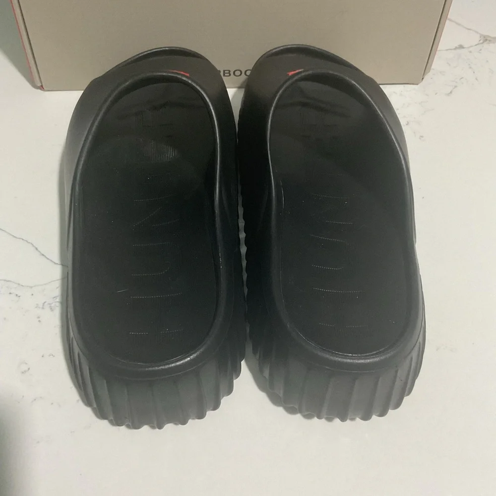 Hunter Sandals.
